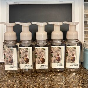 Bath & Body Works Vanilla Coconut Foaming Hand Soap Lot of 5